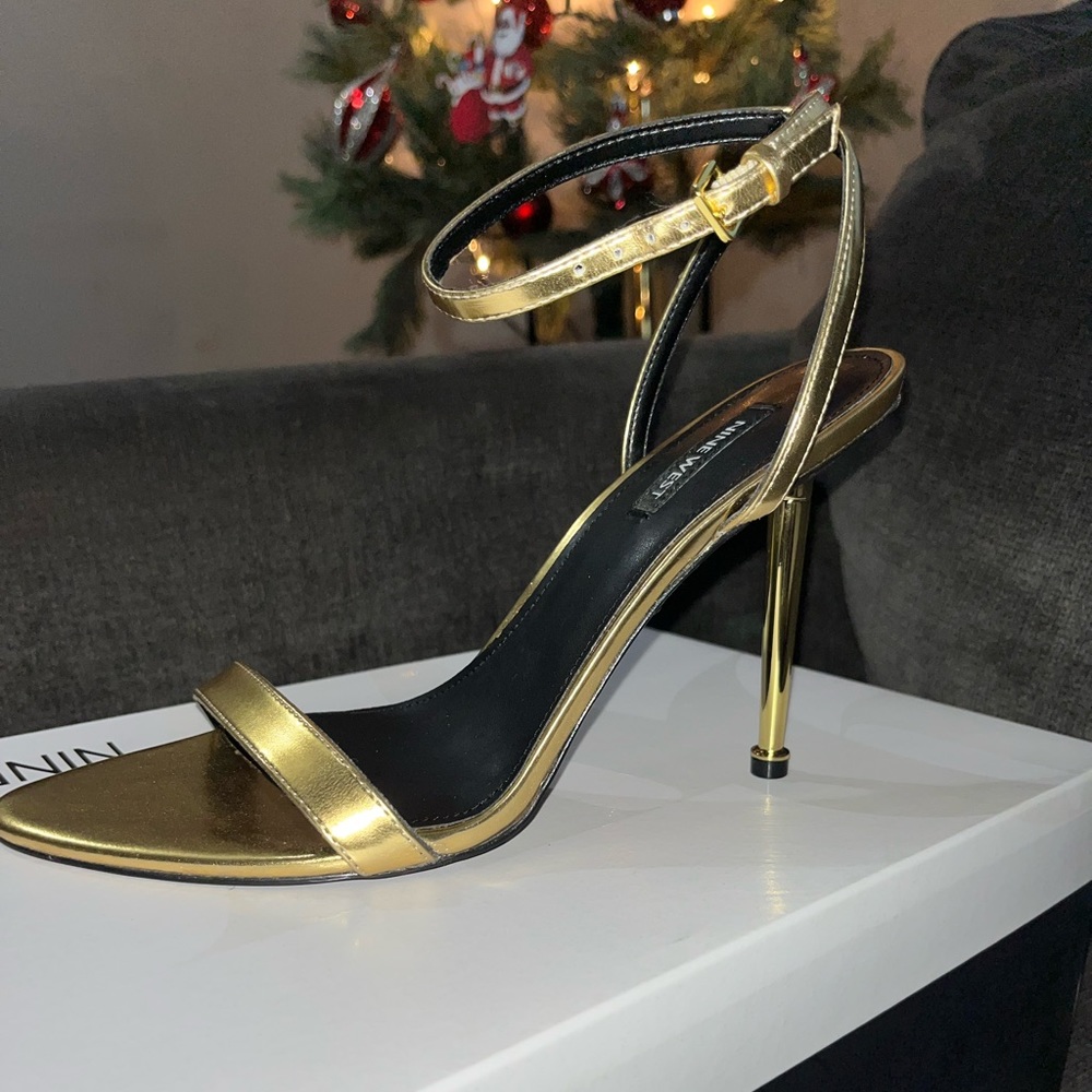 Gold Nine West Reina Heels